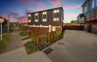 5D Settlement Rd, Papakura