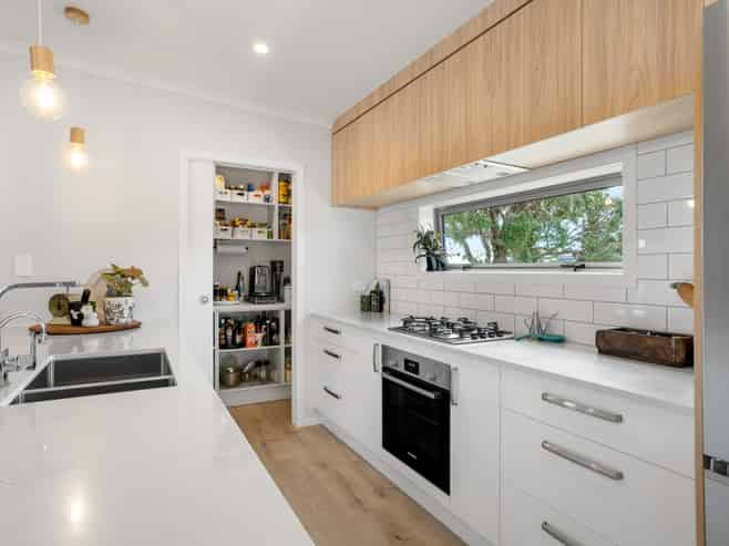 215A Ocean Road, Whangamata