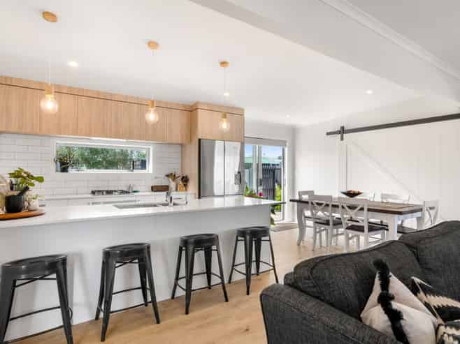 215A Ocean Road, Whangamata