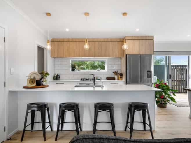 215A Ocean Road, Whangamata