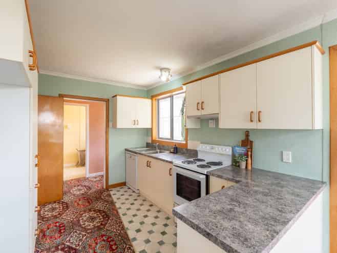 48 Helmsdale Street, Waverley