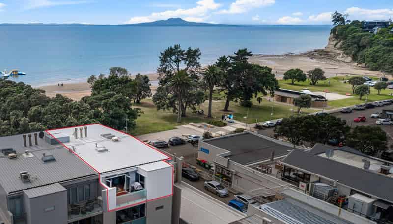 9/16 Beach Front Lane, Browns Bay