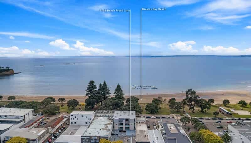9/16 Beach Front Lane, Browns Bay