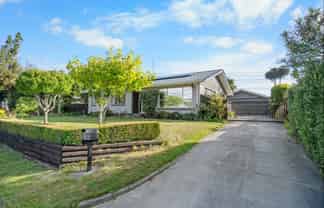 37 Vanguard Drive, Broomfield