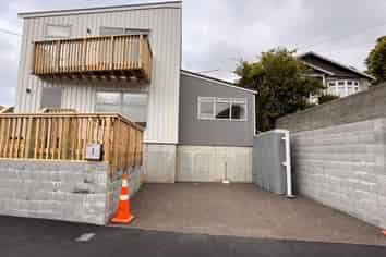 369 Karori Road , Karori