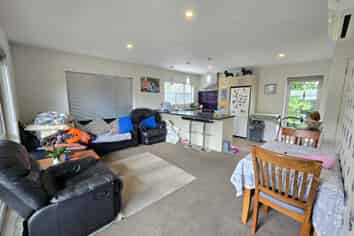 A/8 English Street, Sockburn