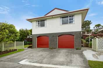 16 Mossburn Grove, Kelson