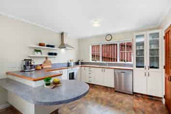 16 Mossburn Grove, Kelson