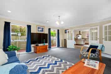 16 Mossburn Grove, Kelson