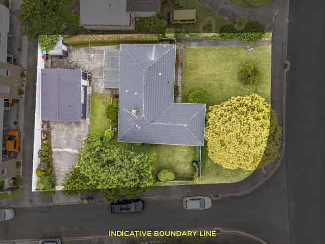 76 Court Crescent, Panmure