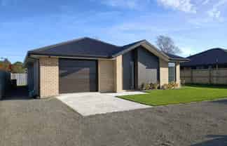 10 Cherry Avenue, Darfield