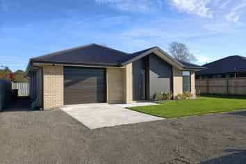 10 Cherry Avenue, Darfield