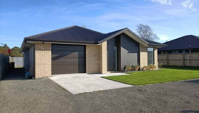 10 Cherry Avenue, Darfield