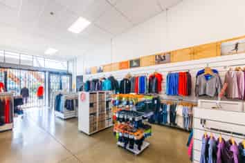 Popular Showroom Opportunity 