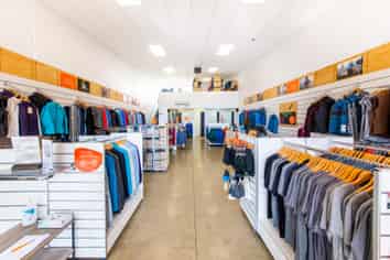 Popular Showroom Opportunity 