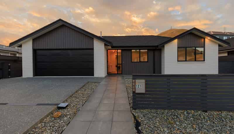 121 Melksham Drive, Churton Park