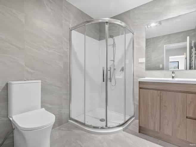 129E Barrack Road, Mount Wellington