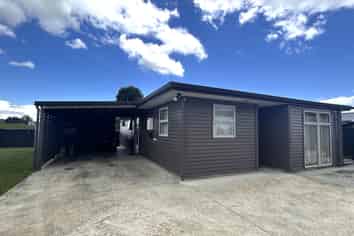 65B Robinson Crescent , Westbrook