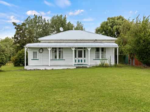 38 Kensington Road, Marton
