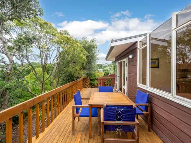 18 Gibson Place, Mellons Bay