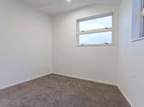 14 Sunlands Drive, Manurewa