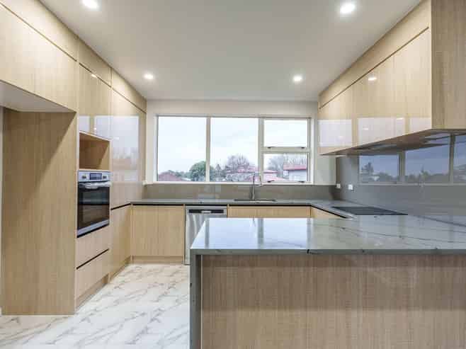 14 Sunlands Drive, Manurewa