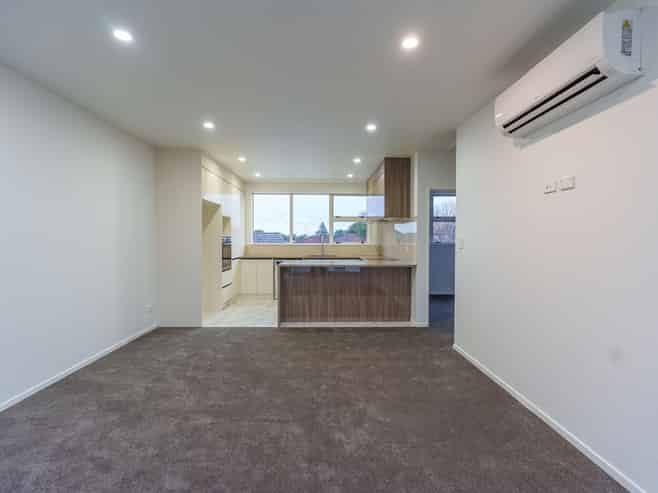 14 Sunlands Drive, Manurewa