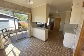 7 Dewe Avenue, Feilding