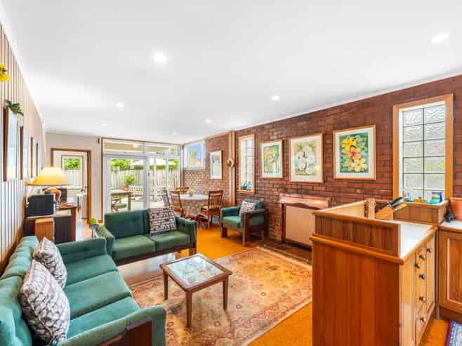 76A Lake Road, Devonport