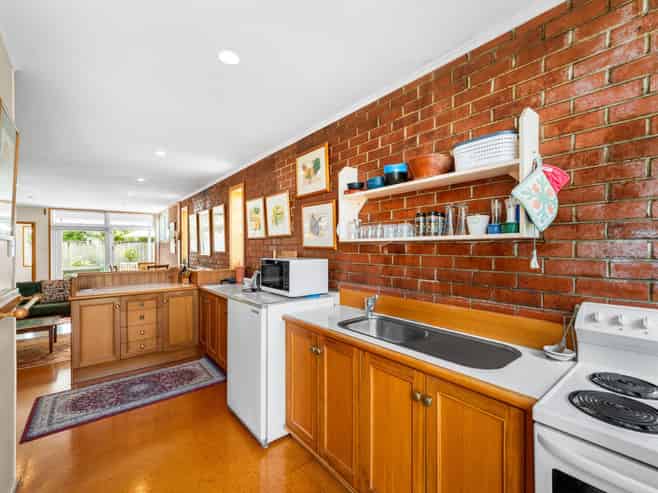 76A Lake Road, Devonport