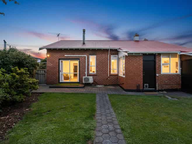 32 Moreau Street, SAINT KILDA