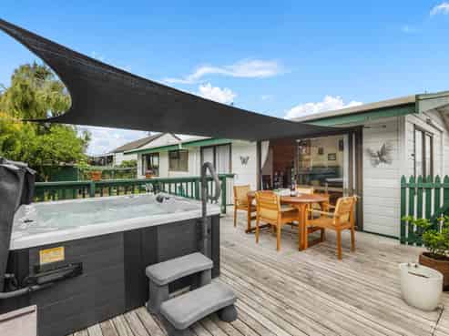 2/6 Oakmont Place, Wattle Downs