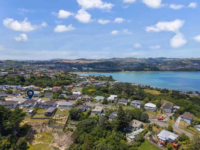27 Spur Grove, Titahi Bay