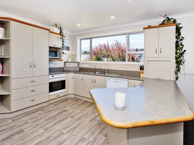 87 Racecourse Road, Glengarry