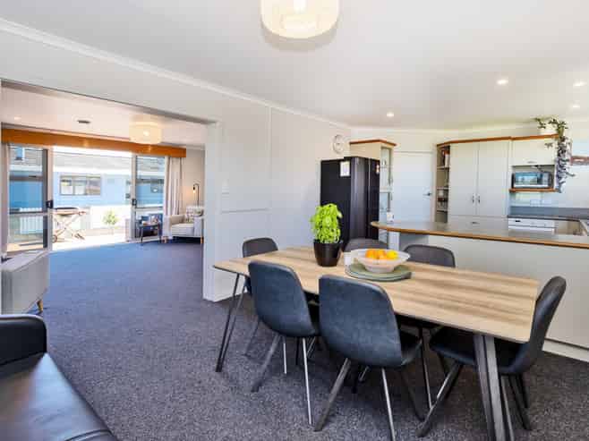 87 Racecourse Road, Glengarry