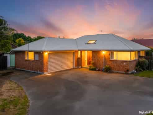 6 Mull Place, Broomfield