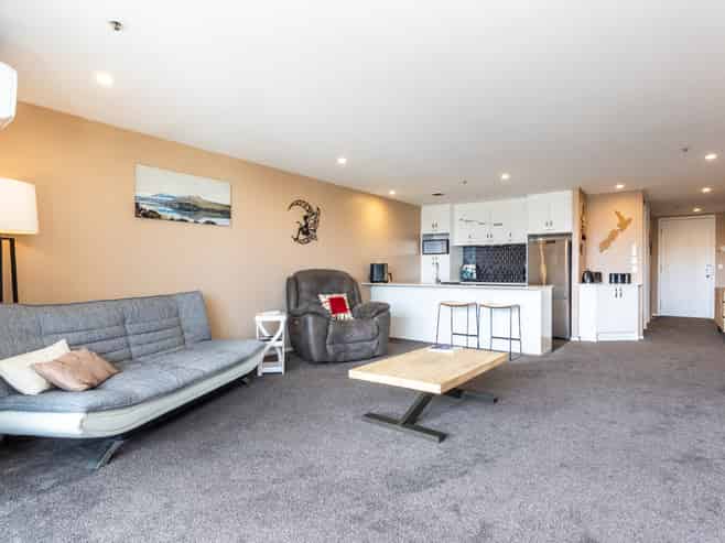 5B/22-28 Beresford Sqaure, Auckland Central