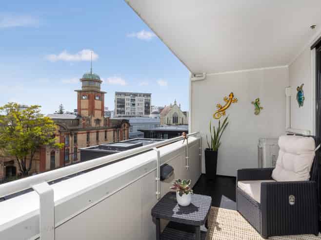 5B/22-28 Beresford Sqaure, Auckland Central