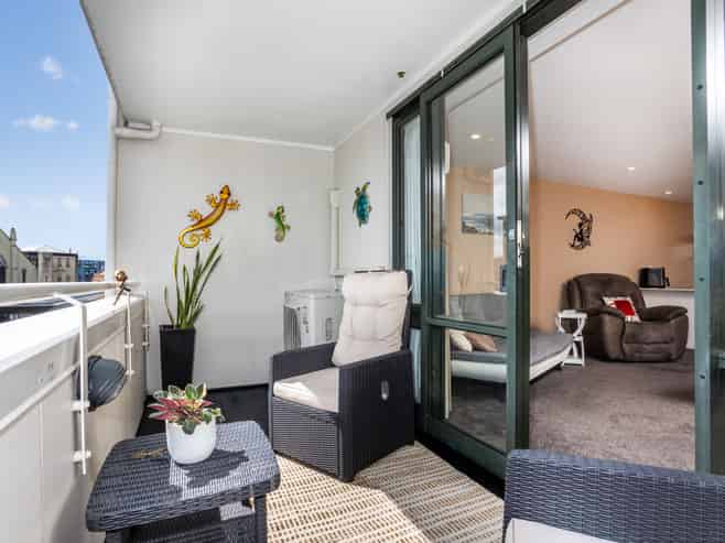 5B/22-28 Beresford Sqaure, Auckland Central