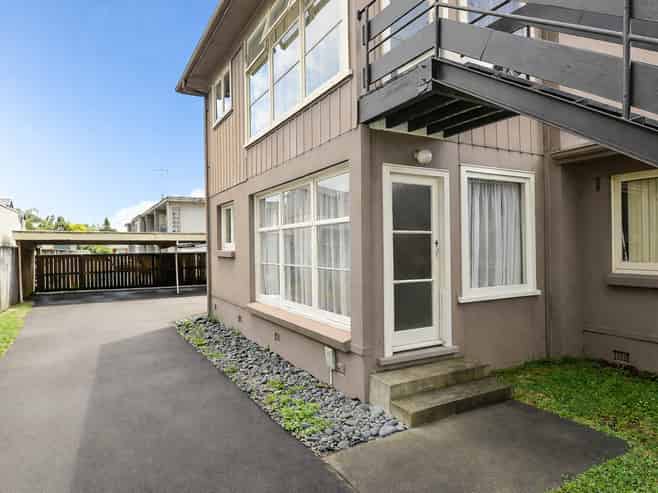 4/294 Ulster Street, Whitiora
