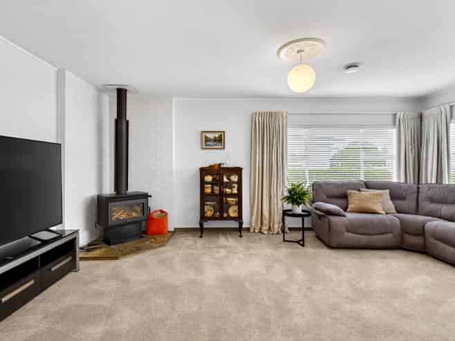 16 Higgins Street, Marewa