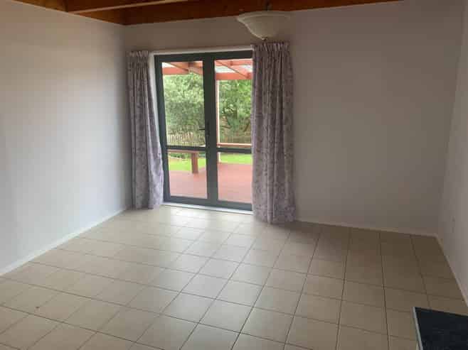 28 Jean Place, Stanmore Bay