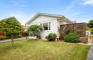 27 Momona Street, Wainuiomata