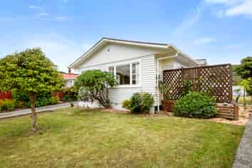 27 Momona Street, Wainuiomata