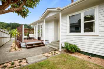 27 Momona Street, Wainuiomata