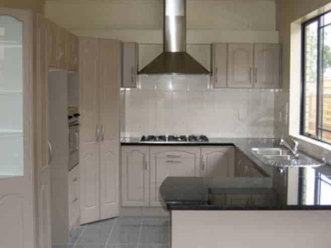 17A Hayr Road, Three Kings