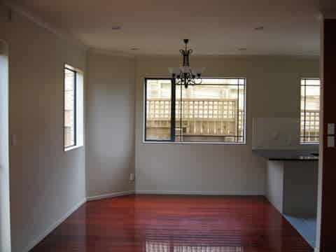 17A Hayr Road, Three Kings