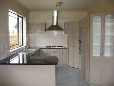 17A Hayr Road, Three Kings