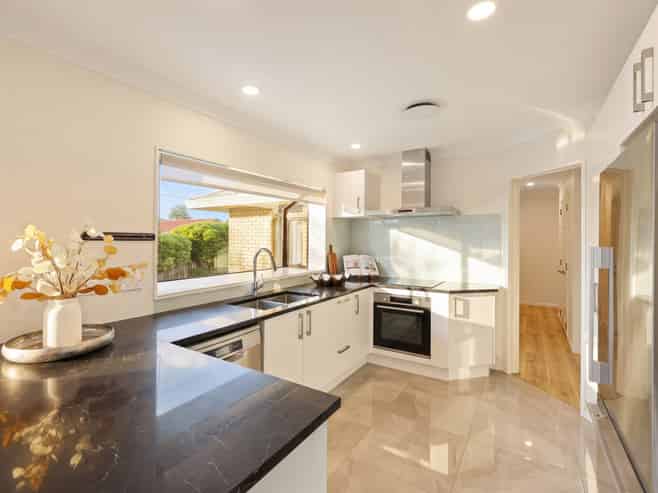 1/17 Penruddocke Road, Half Moon Bay