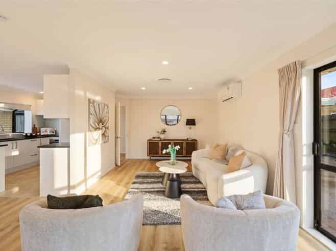 1/17 Penruddocke Road, Half Moon Bay